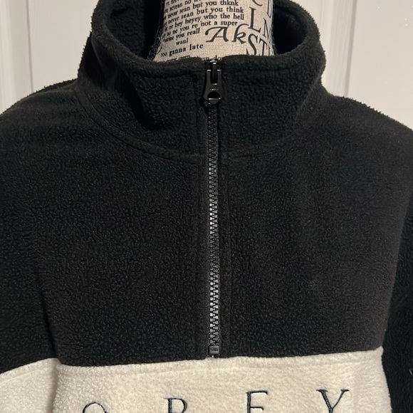 Obey Channel White & Black Mock Neck Fleece Sweatshirt - Picture 2 of 4